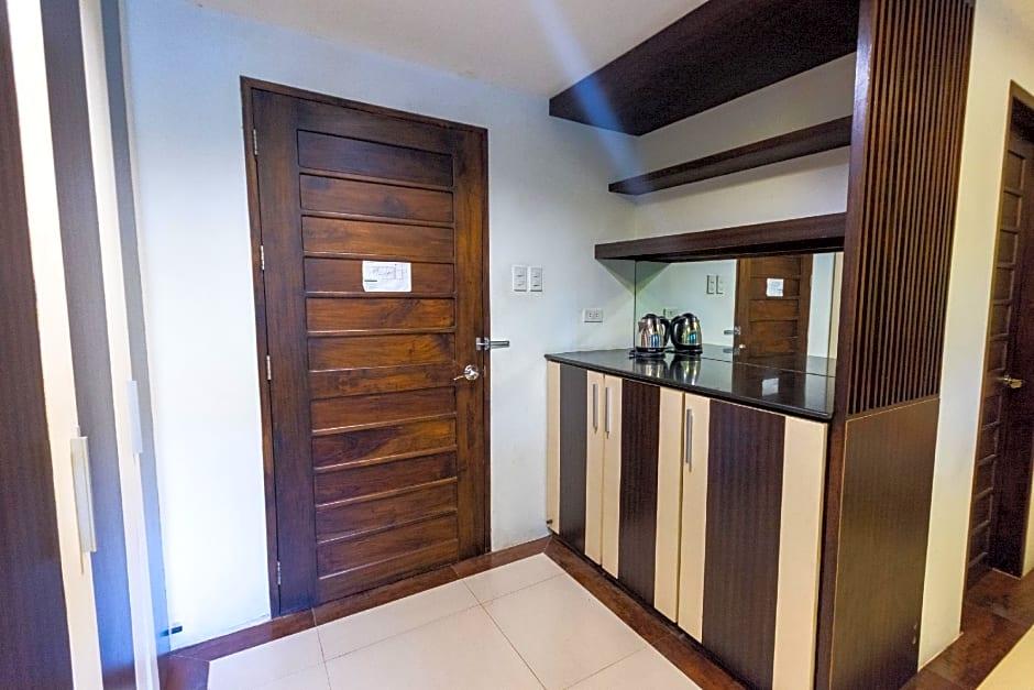 Chito's Hotel 9/50