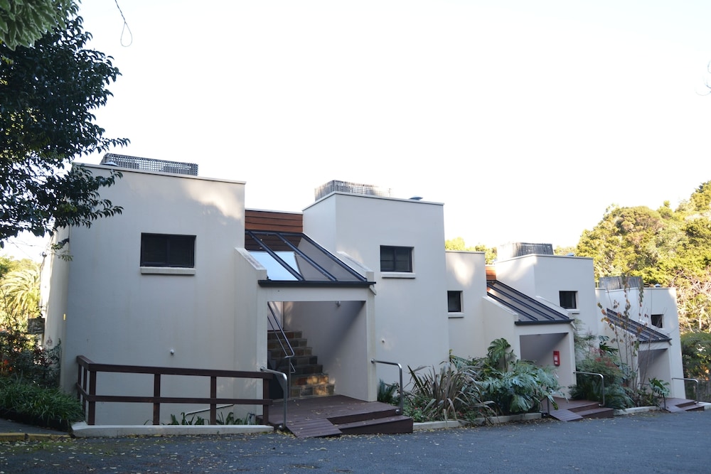 Paihia Pacific Resort 4/50