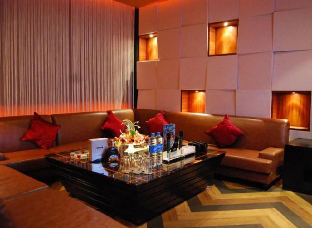 Kai Jia Hotel 37/60