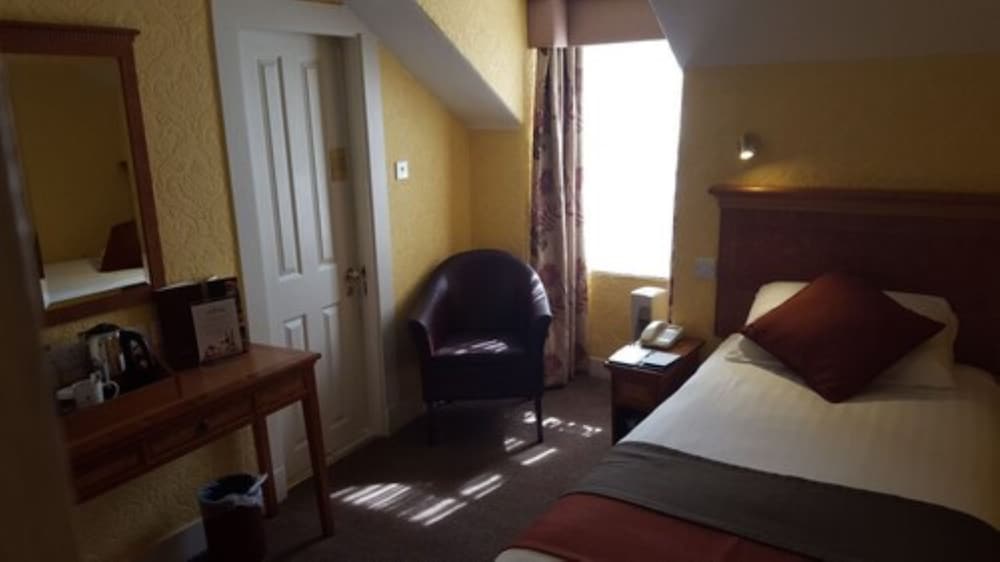 Royal Highland Hotel 5/43