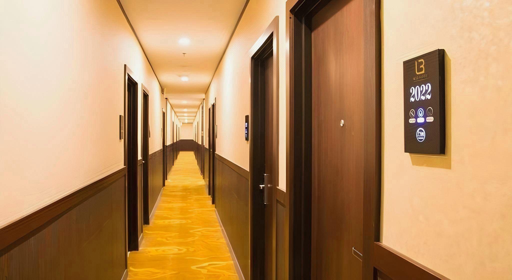 U3 Hotel 42/68