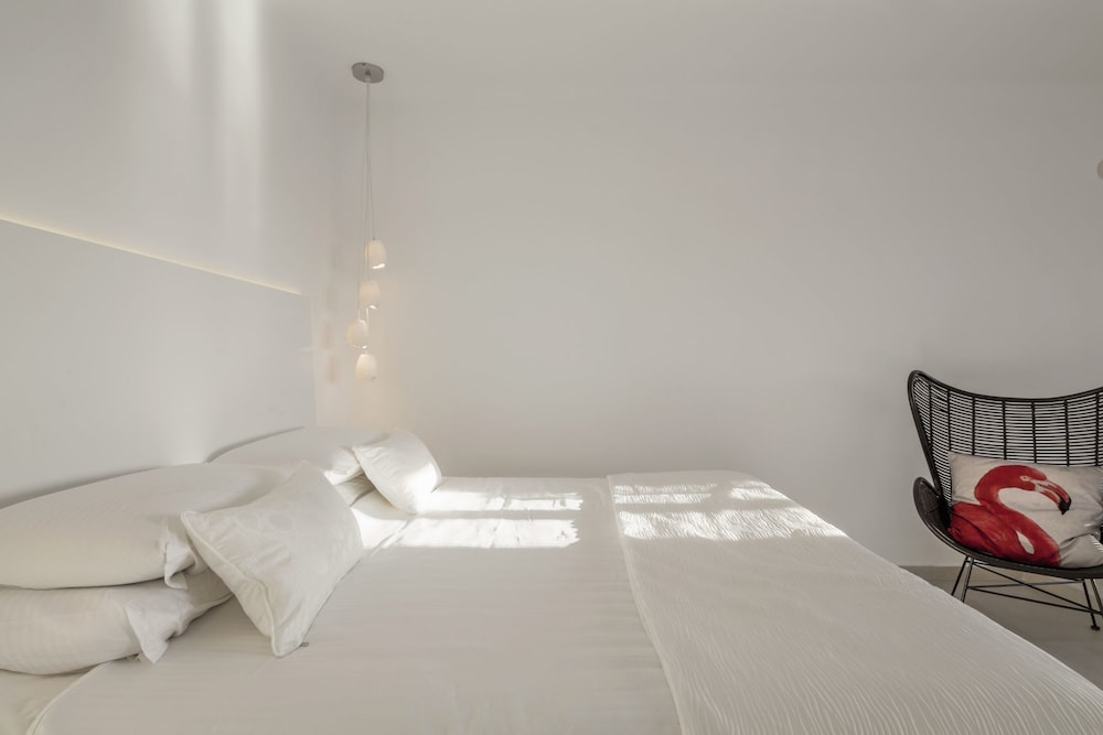 Art Hotel Santorini Adults Only 50/50