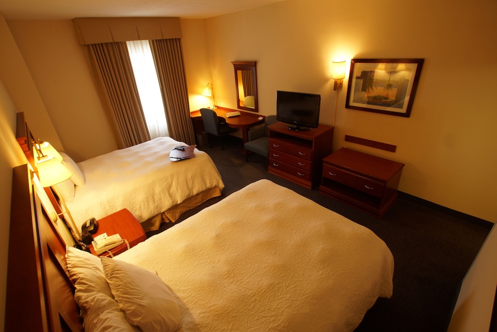 Hampton Inn by Hilton Tampico Aeropuerto 20/60