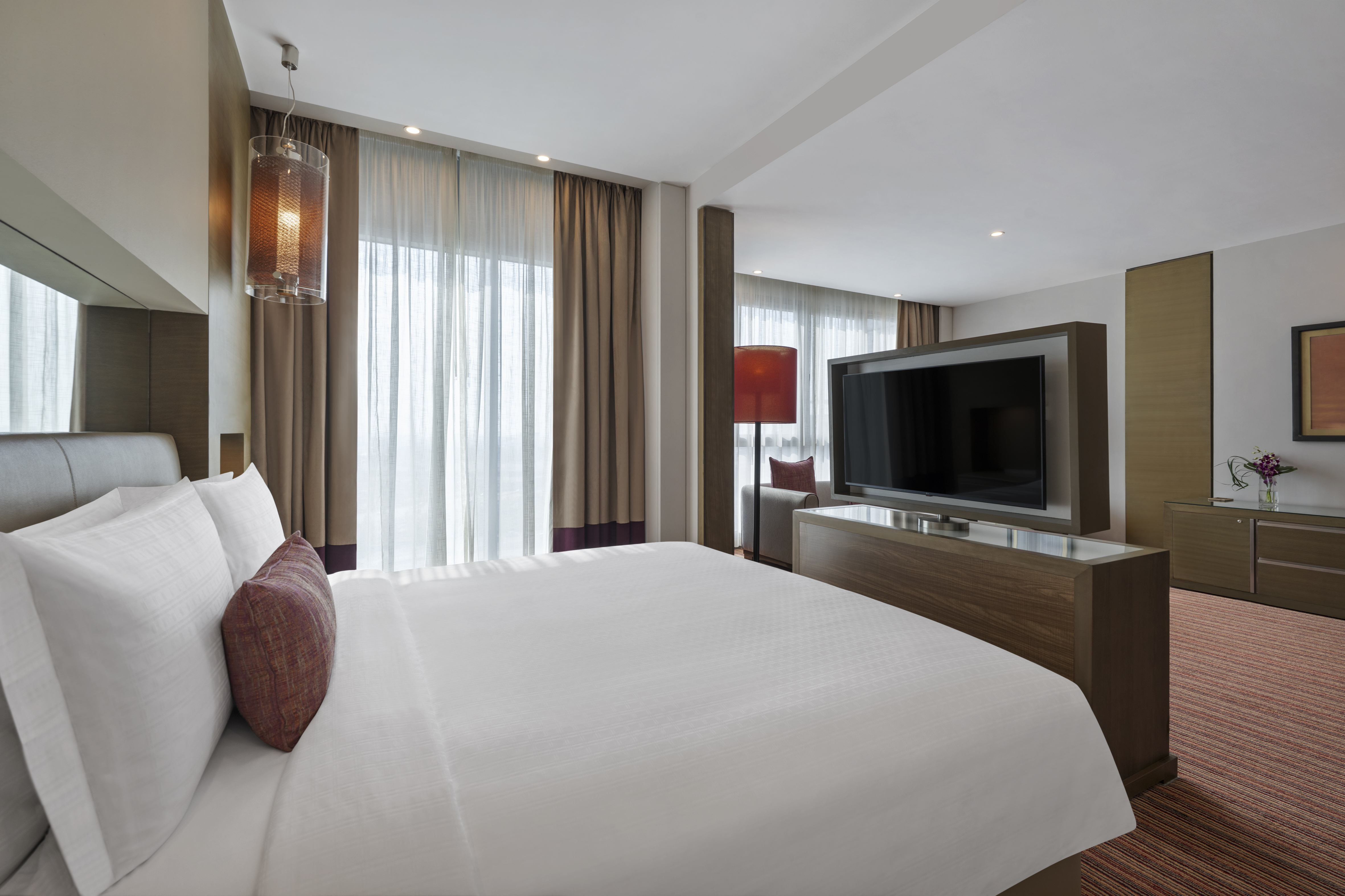 Junior Suite with Lounge Access