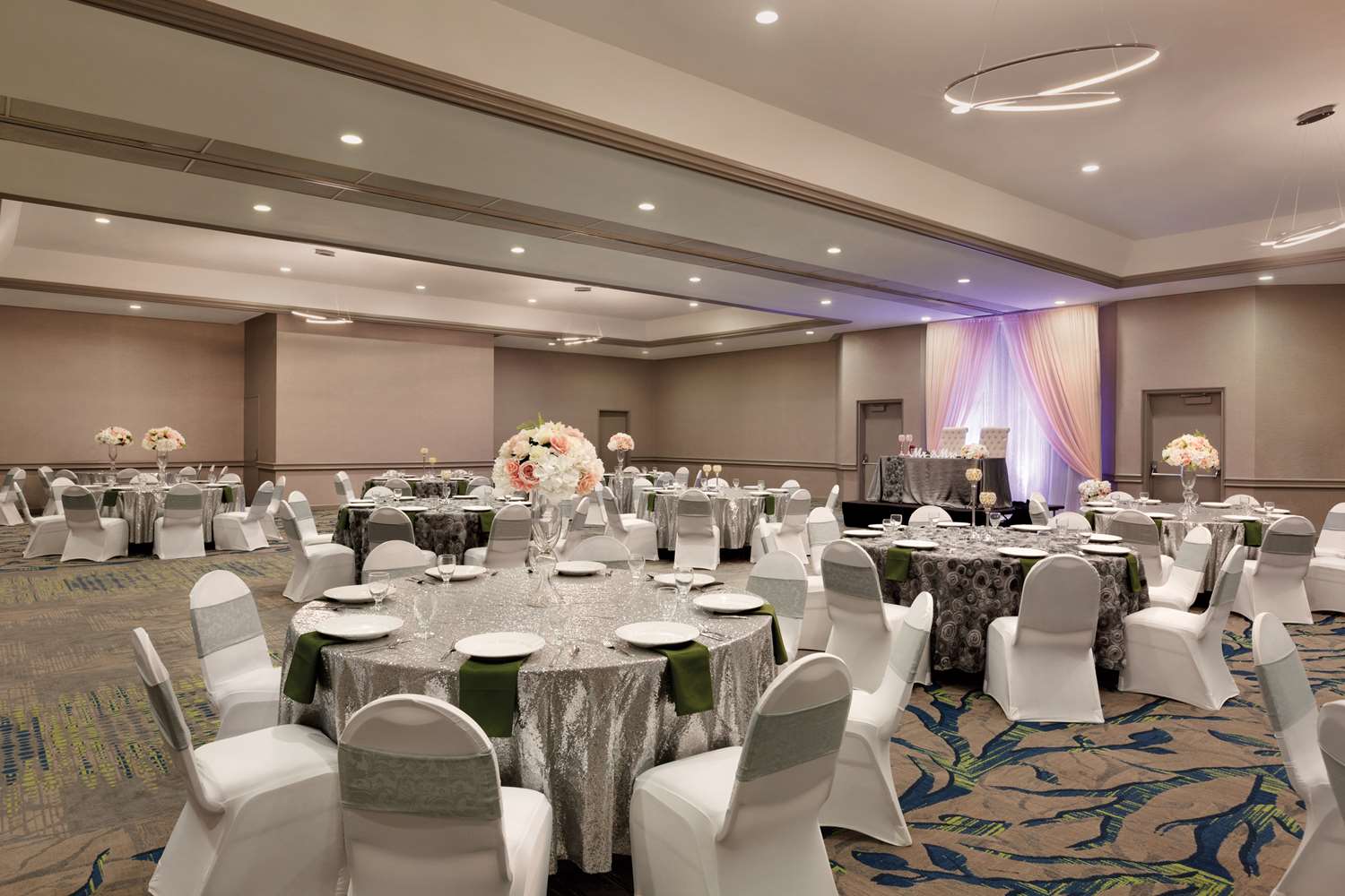 Radisson Hotel Lenexa Overland Park 43/54