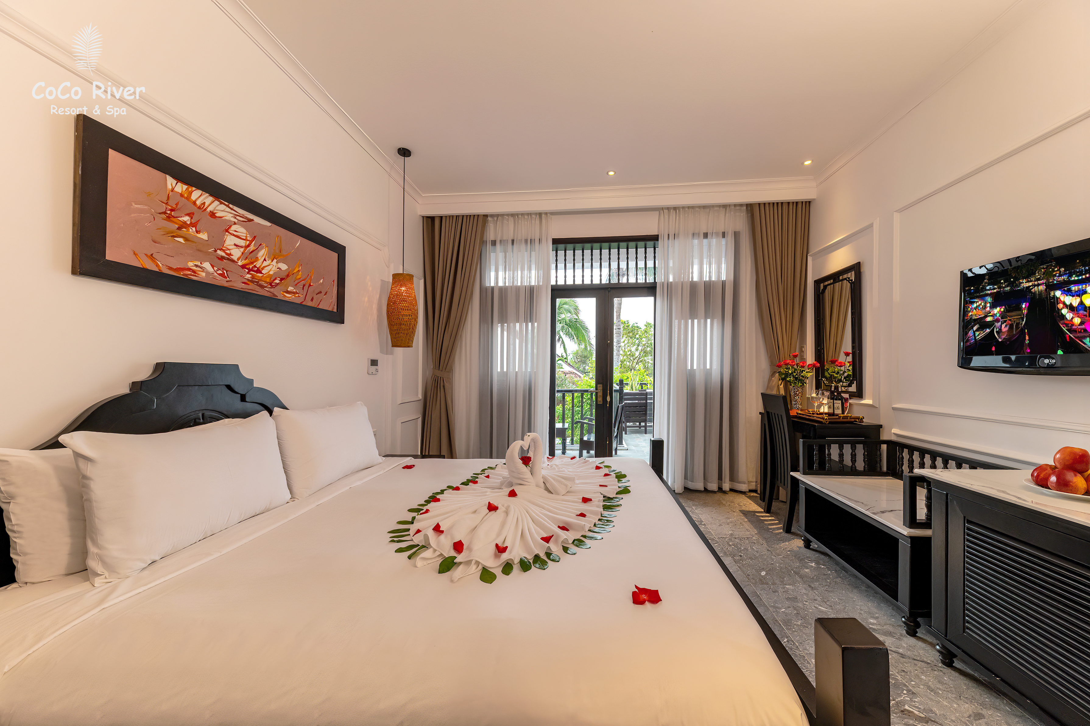 Honeymoon, Suite