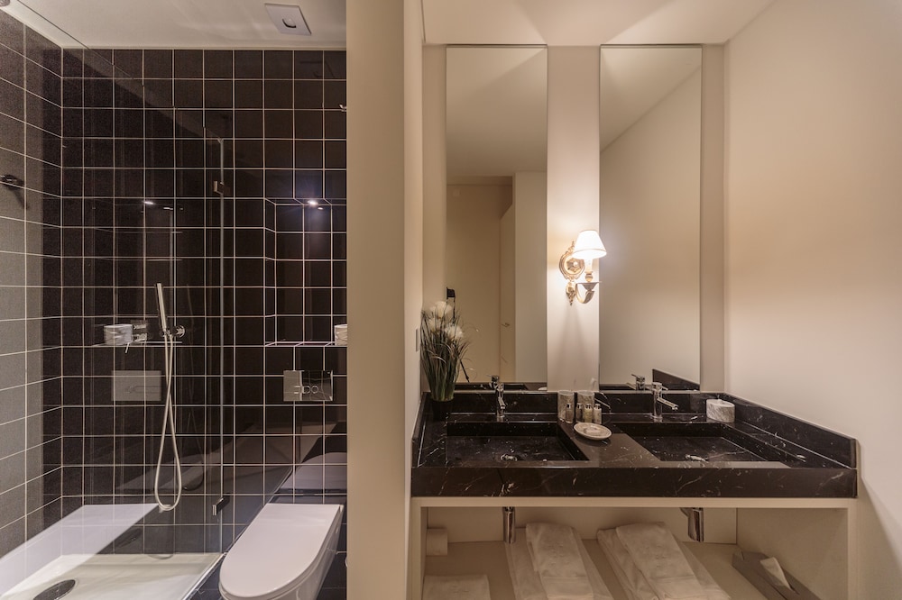 Dear Lisbon Palace Chiado Suites 62/63