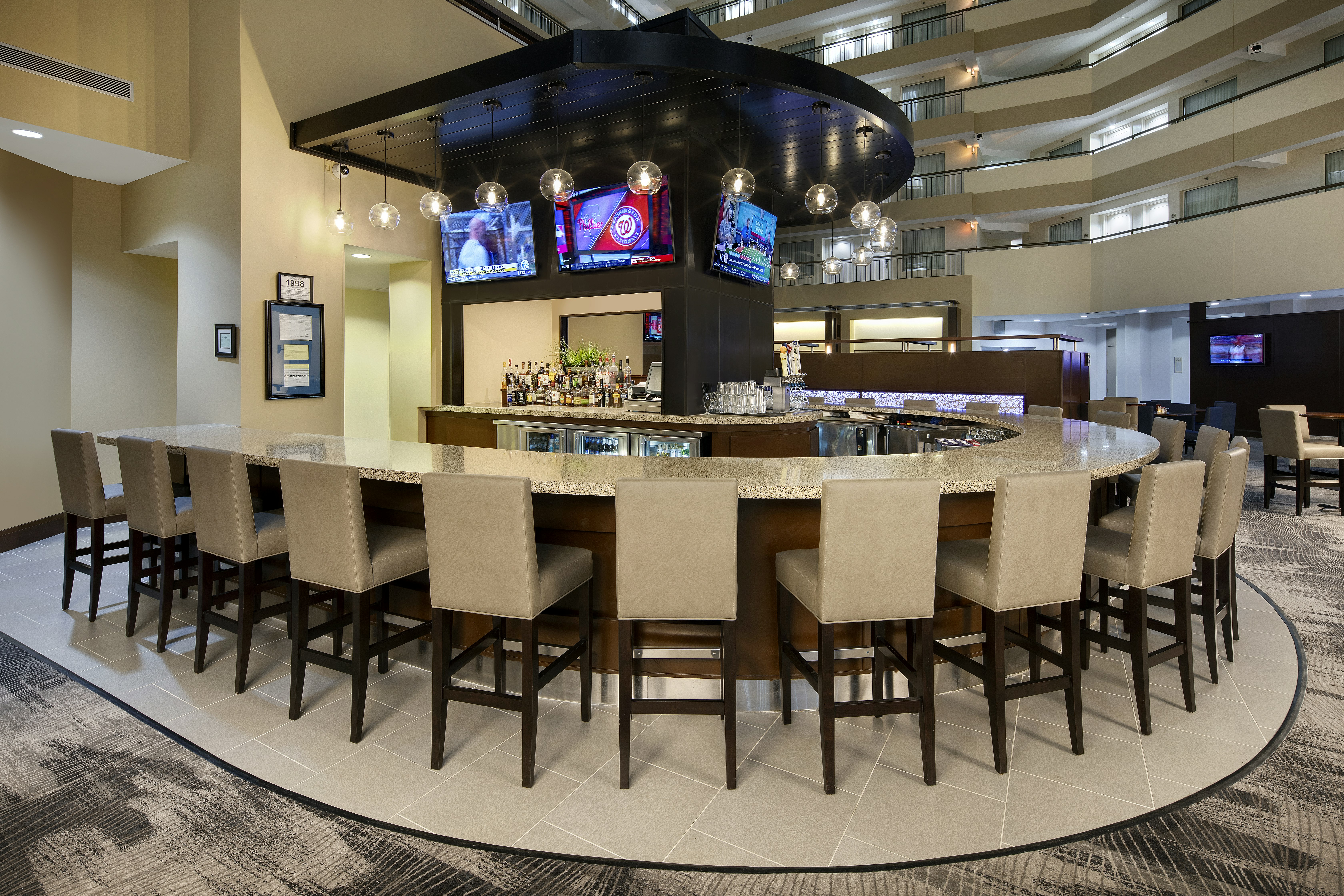 Embassy Suites by Hilton Detroit Troy Auburn Hills 51/77