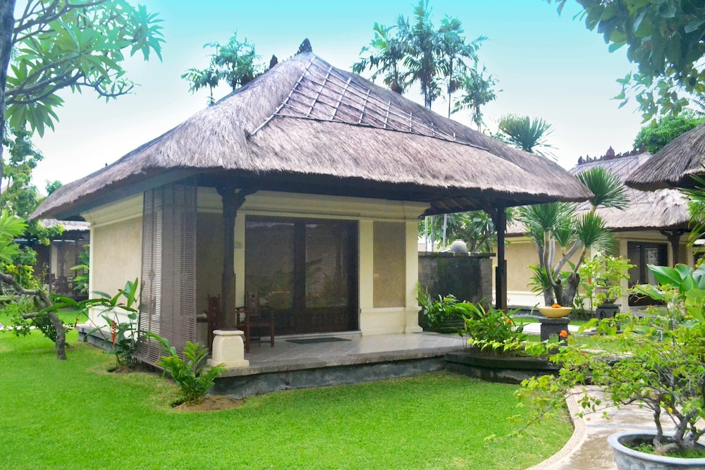 Puri Bagus Lovina 67/70