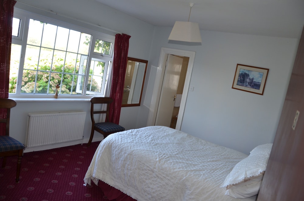 Room at White Heather Farm B B, KENMARE