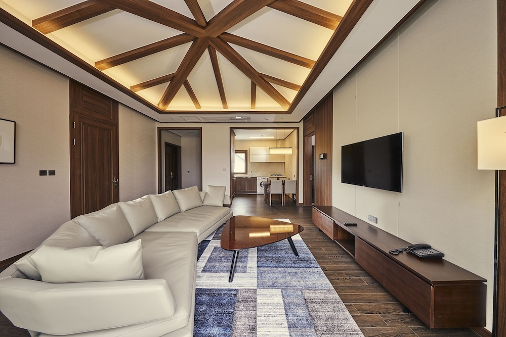 Camphortree Hotel And Resort 33/60