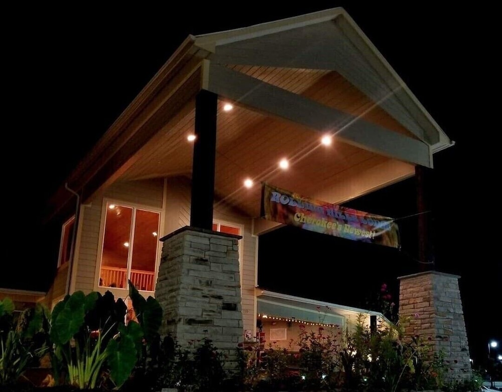 Rolling Hills Lodge 4/19