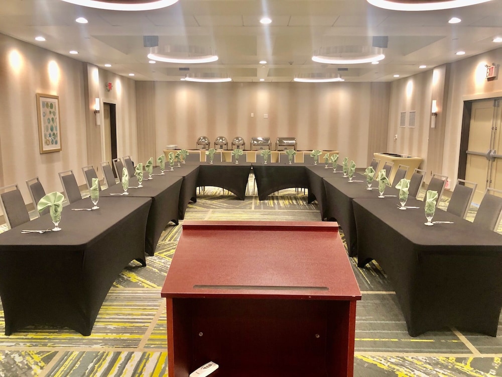 Holiday Inn & Suites Houston NW - Willowbrook 43/60