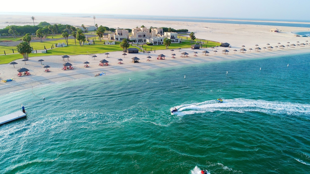 Al Maya Island & Resort 34/44