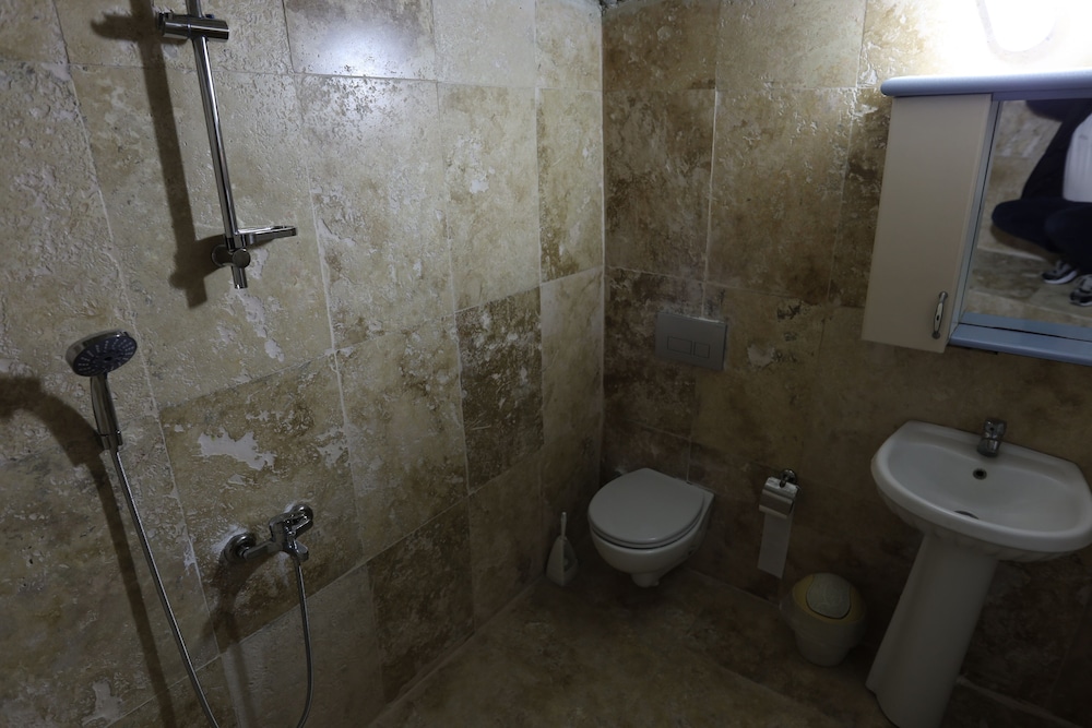 Peri Cave Hotel 53/54