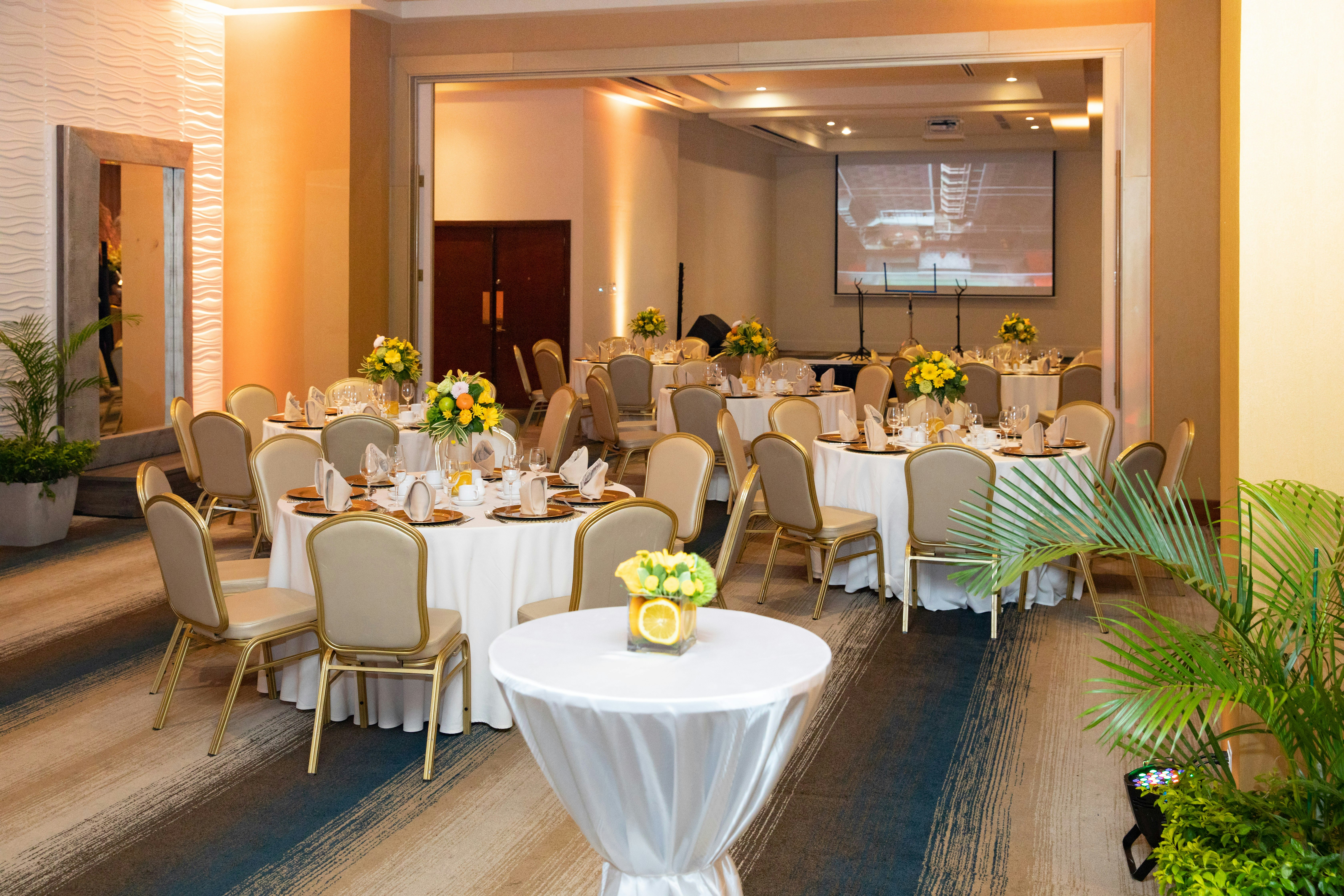 Hilton Panama 55/90