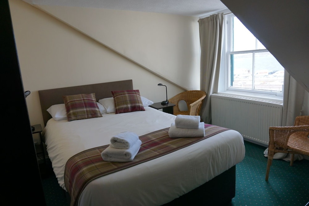 The Kelvin Hotel 17/62