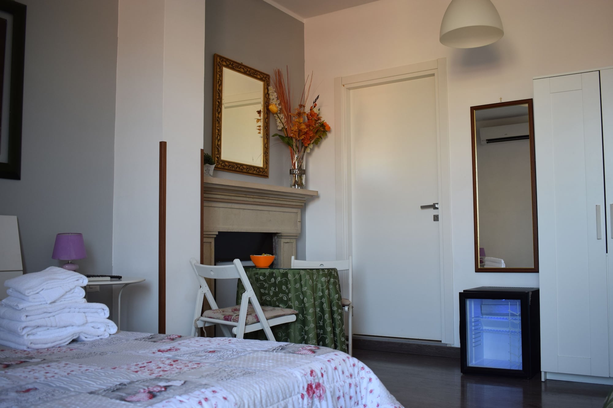 Room, Triple, 1 Queen and 1 Single Bed, Balcony
