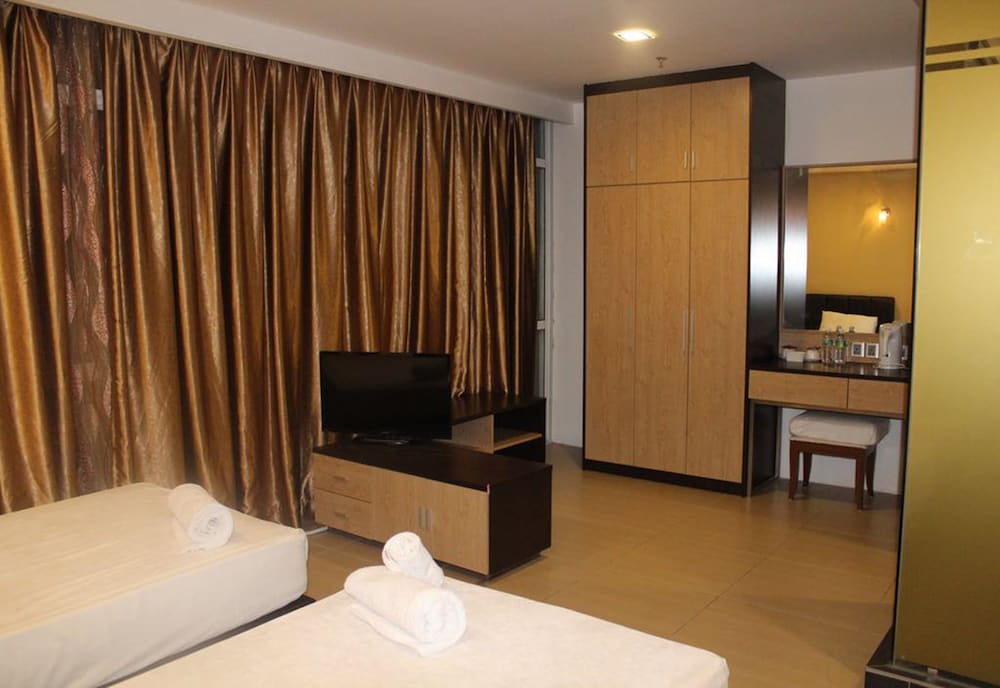 T Hotel Jalan Tar 33/45