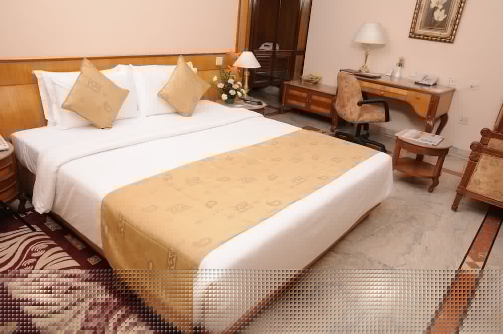 HOTEL RAJ PARK(FORMELY -RAMADA RAJ PARK INN) 14/63