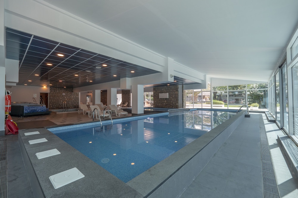 Hotel Montenegro Beach Resort 10/81