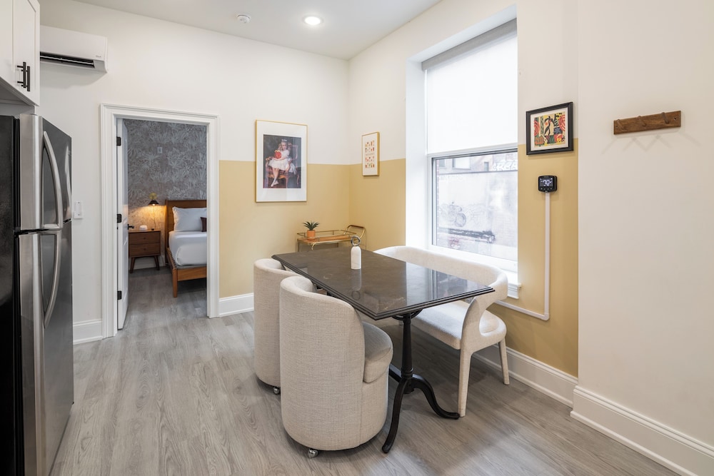 Sosuite at French Quarters - Rittenhouse Square 37/50