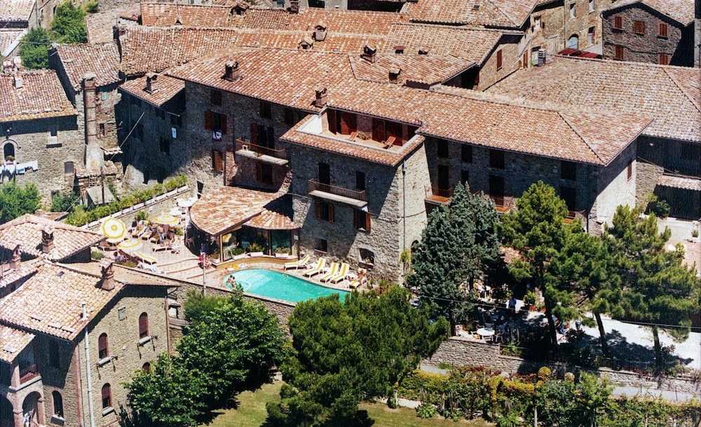 Relais La Fattoria 53/58