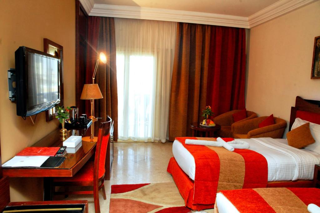 غرفة ديلوكس ثلاثية بإطلالة على النهر، Aracan Eatabe Luxor Hotel 2/4