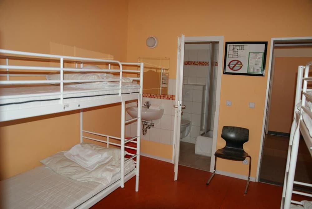 HappyGoLucky Hotel + Hostel 23/52