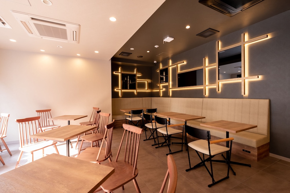 Doutonbori Crystal Hotel IV 36/45