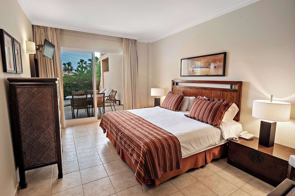 2 Bedrooms, Plus, Premium, Suite, 1 King and 1 Single Beds, Hot Tub