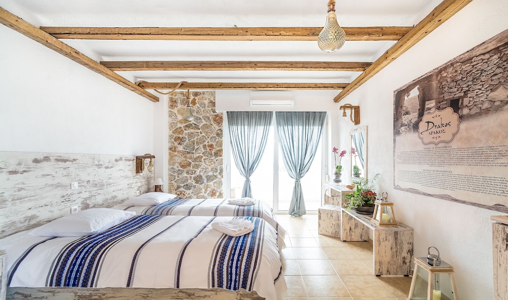 Limeri Traditional Guest House 18/50