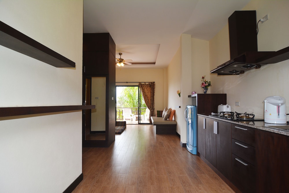 Phuchawee Lanta Villa 7/57