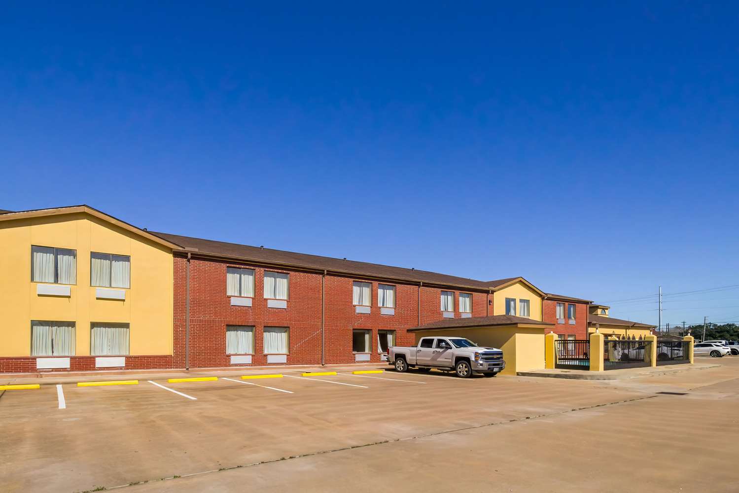 Quality Inn Bay City TX 3/25