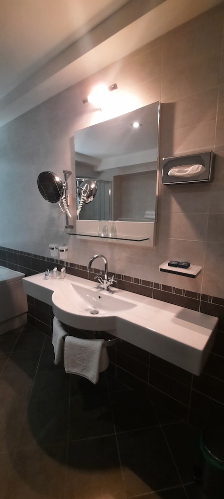 Monte Casa Spa And Wellness 50/50