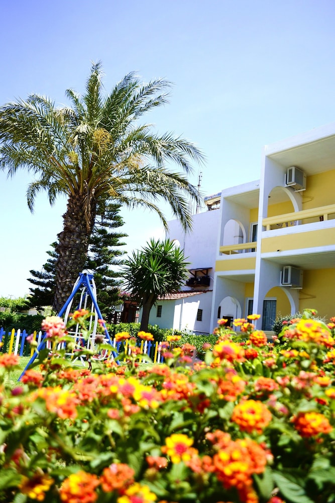 Sea View Apartments 26/45