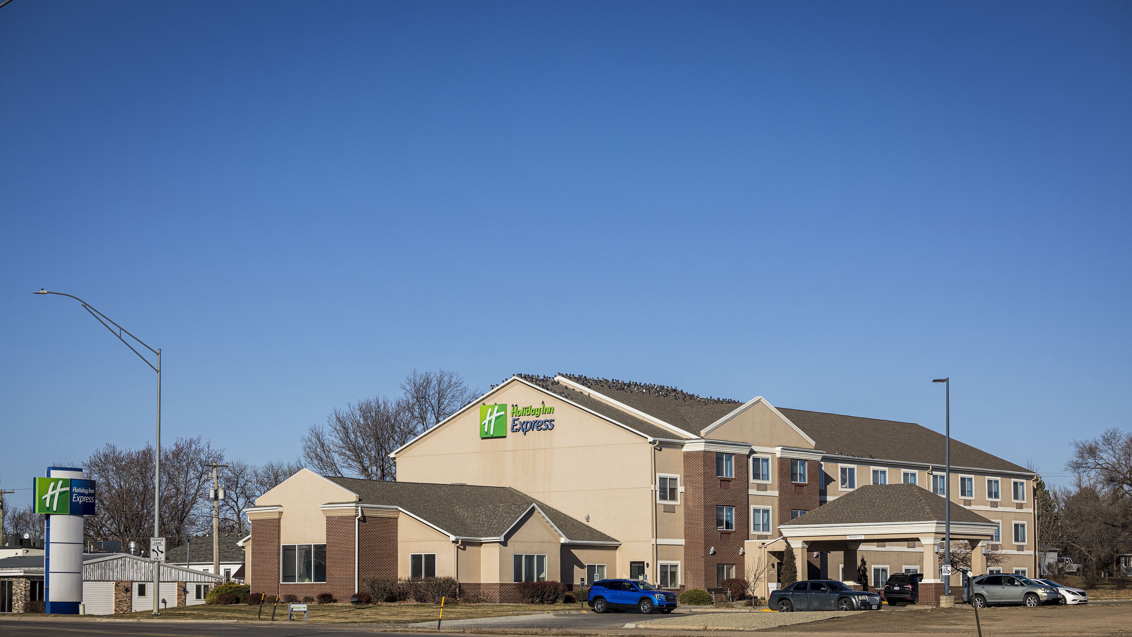 Holiday Inn Express O Neill 2/40