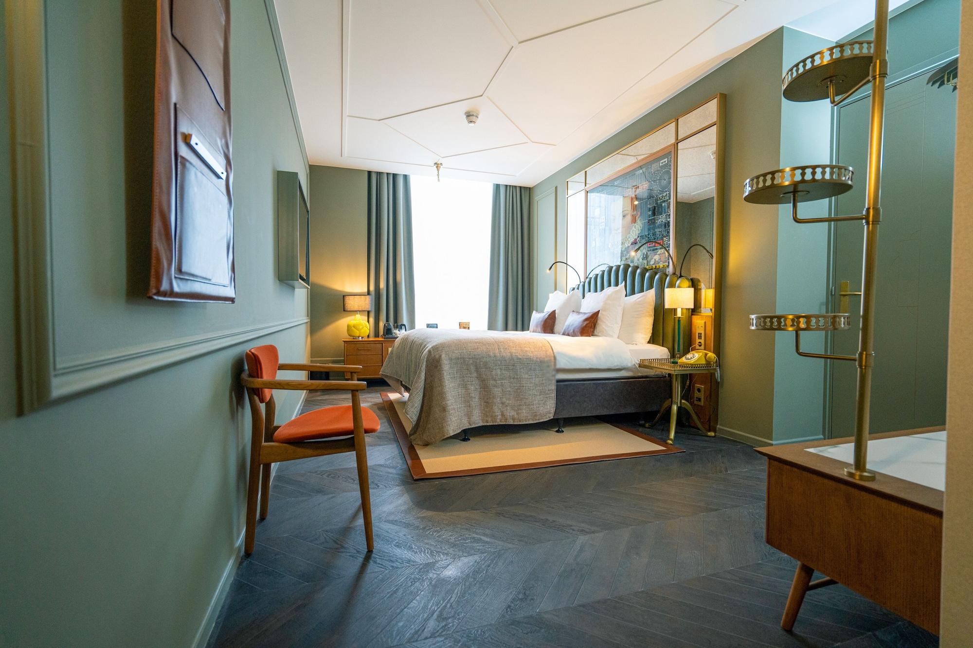 Gallery, Miva, Deluxe, Double Bed