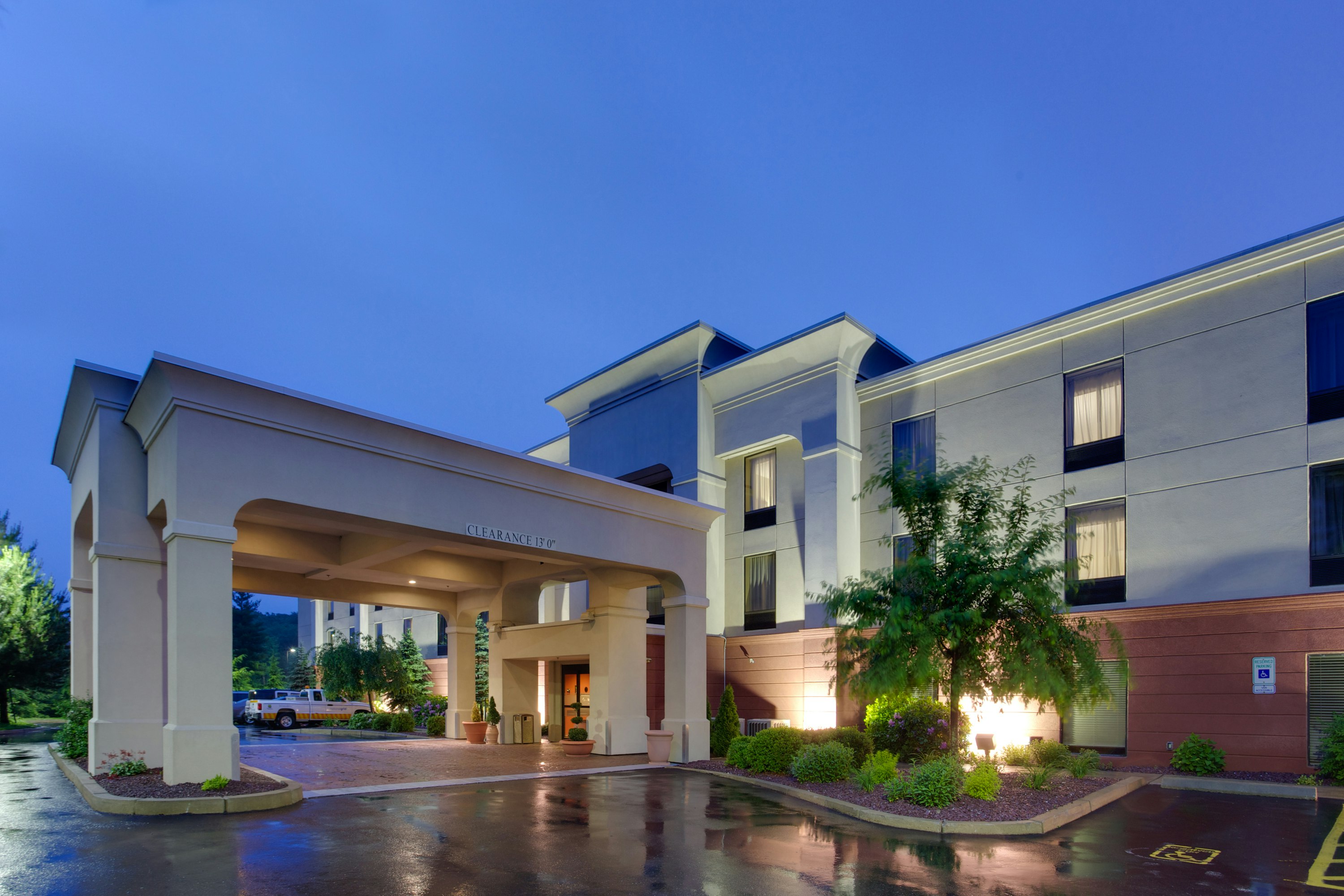 HAMPTON INN AUBURN MA in AUBURN - MA