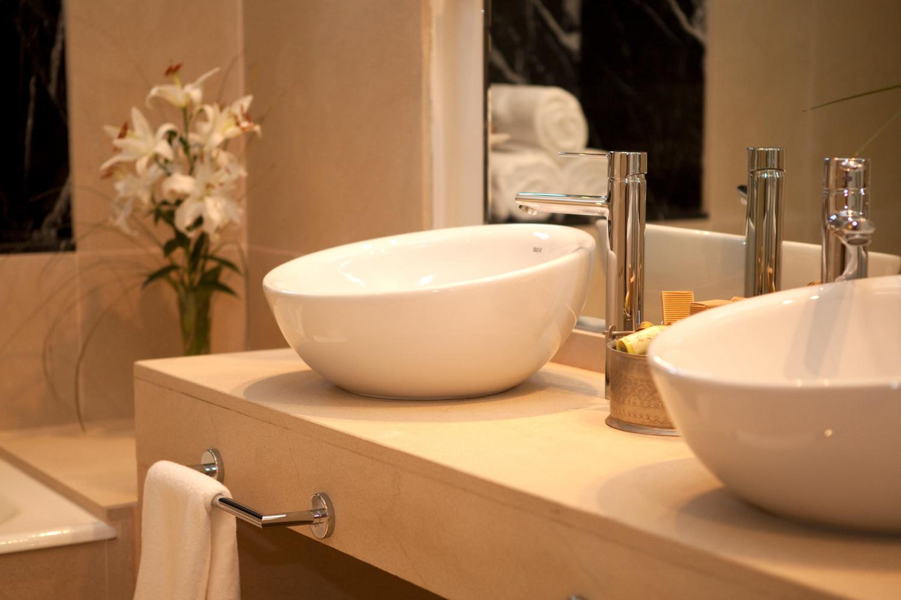 غرفة عائلية بحوض استحمام، Balcon De Cordoba 5/5