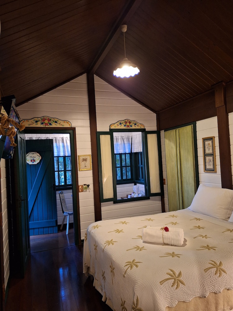 Urikana Boutique Hotel 24/73