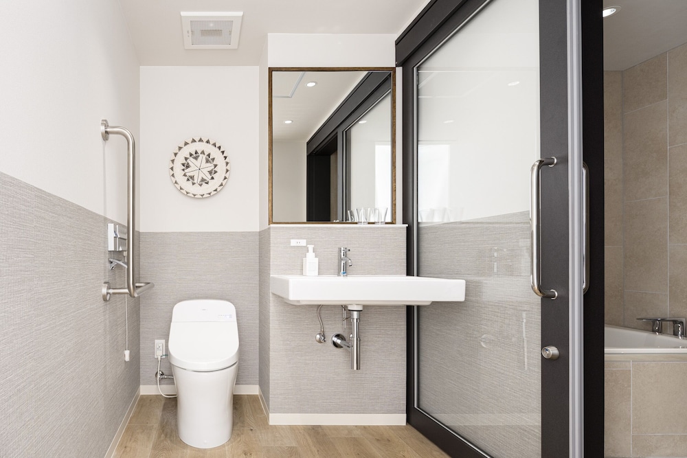Nest Hotel Naha Kumoji 37/41