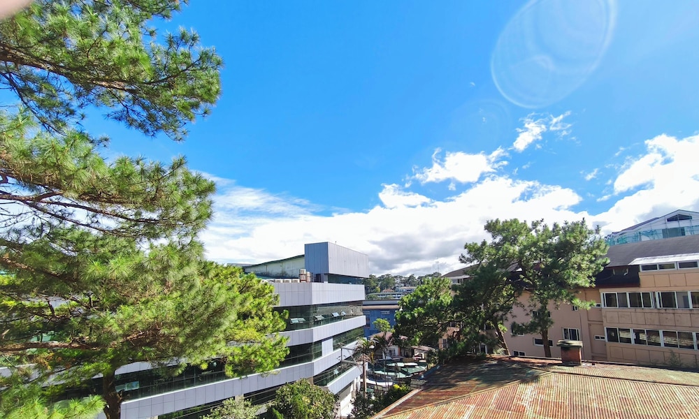 Grand View Residences near Burnham Park 50/50