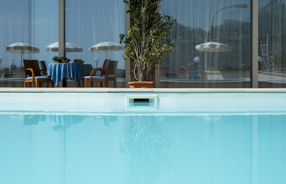 Panoramic Hotel 43/45