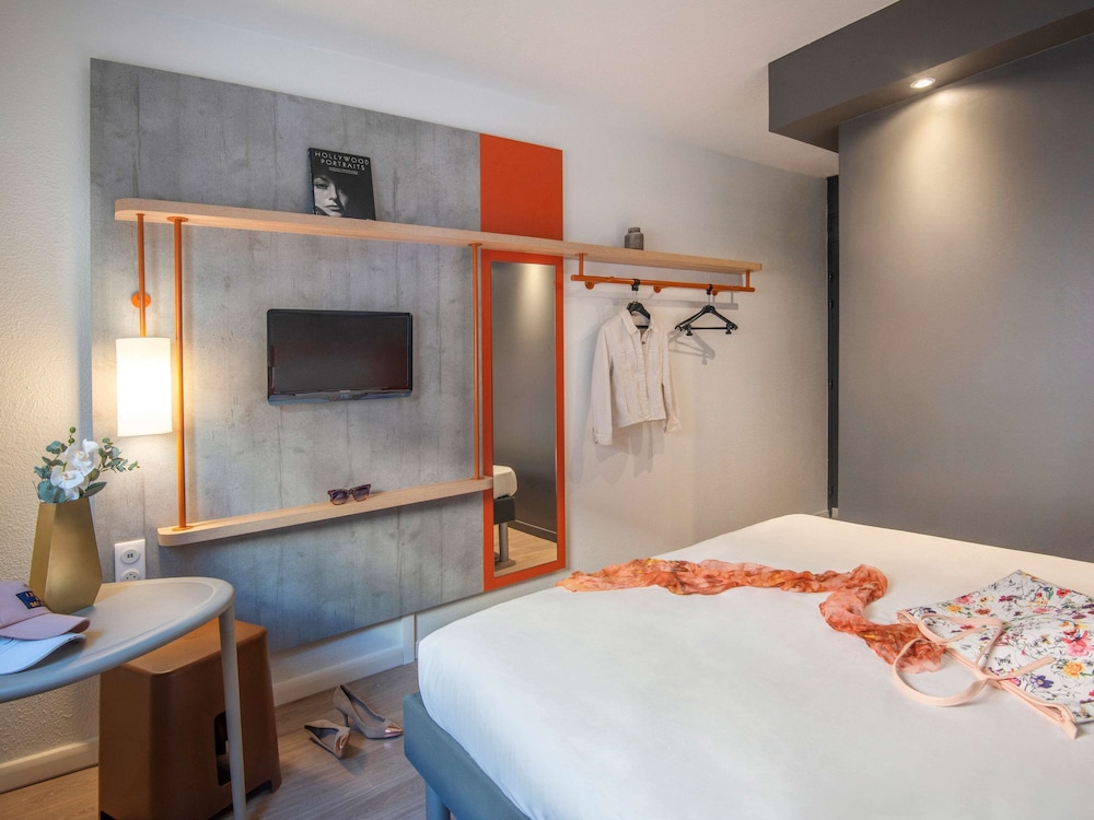 IBIS BUDGET NICE CALIFORNIE LENVAL 44/78