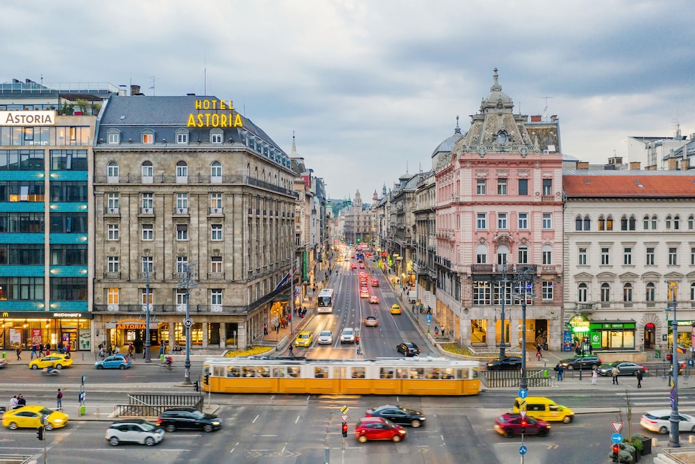 Danubius Hotel Astoria City Center 63/73