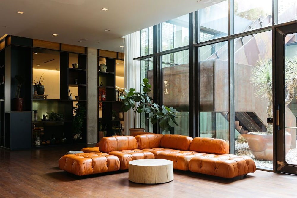 South Congress Hotel 26/46