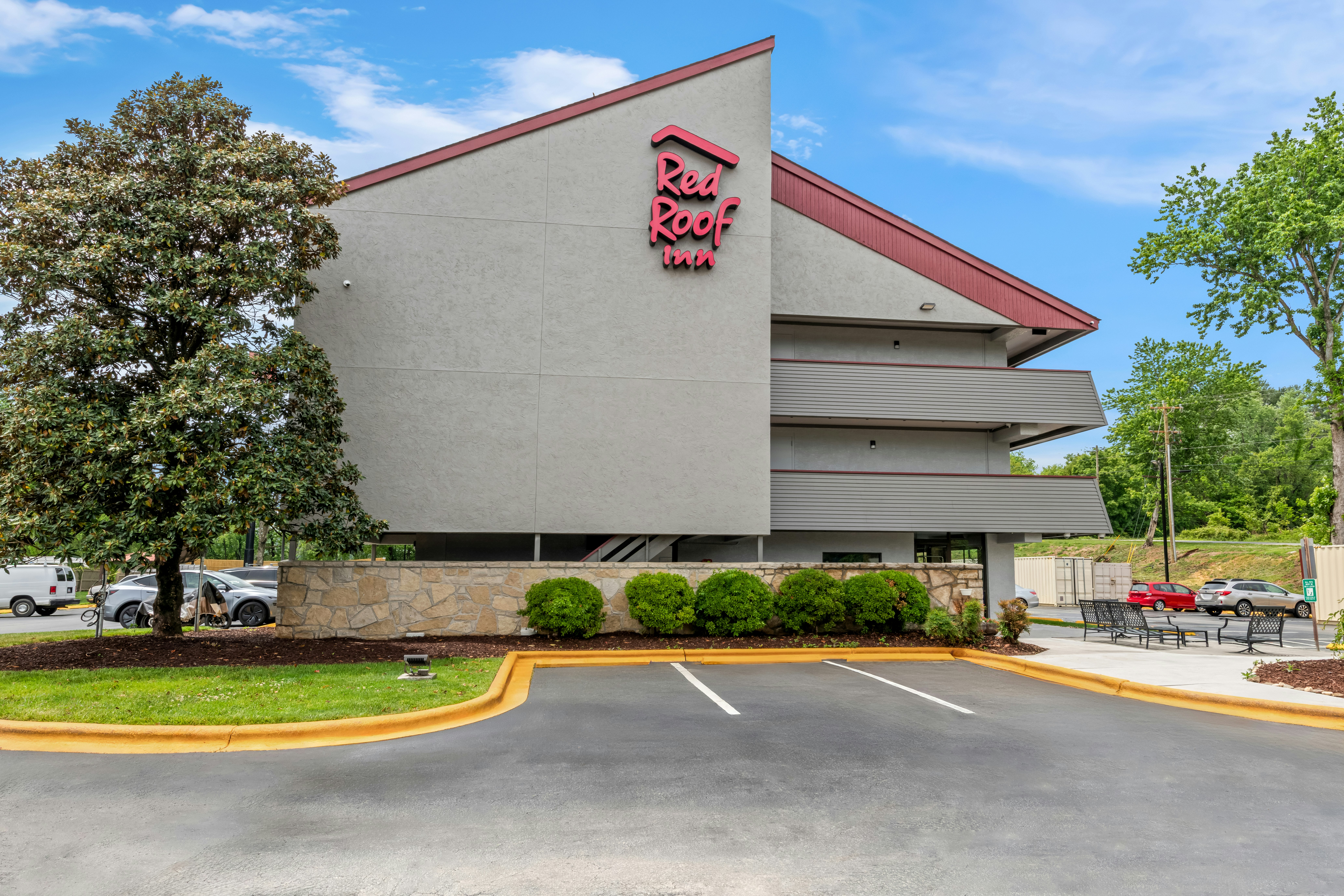 Red Roof Inn Asheville - Biltmore West 28/33