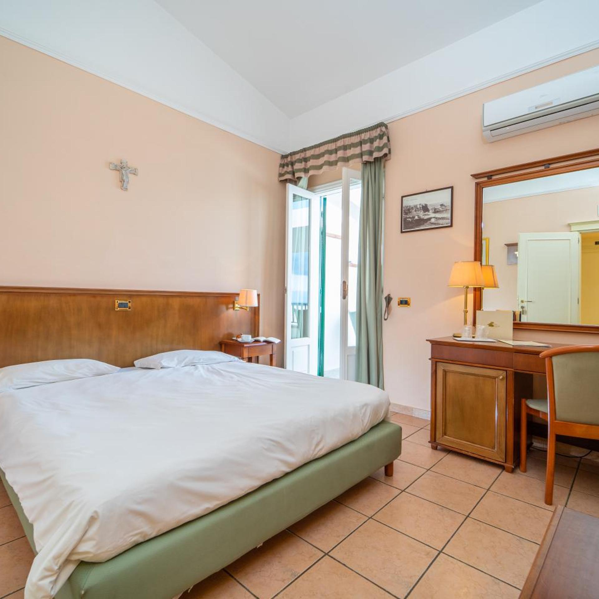 Hotel Santa Lucia 14/50