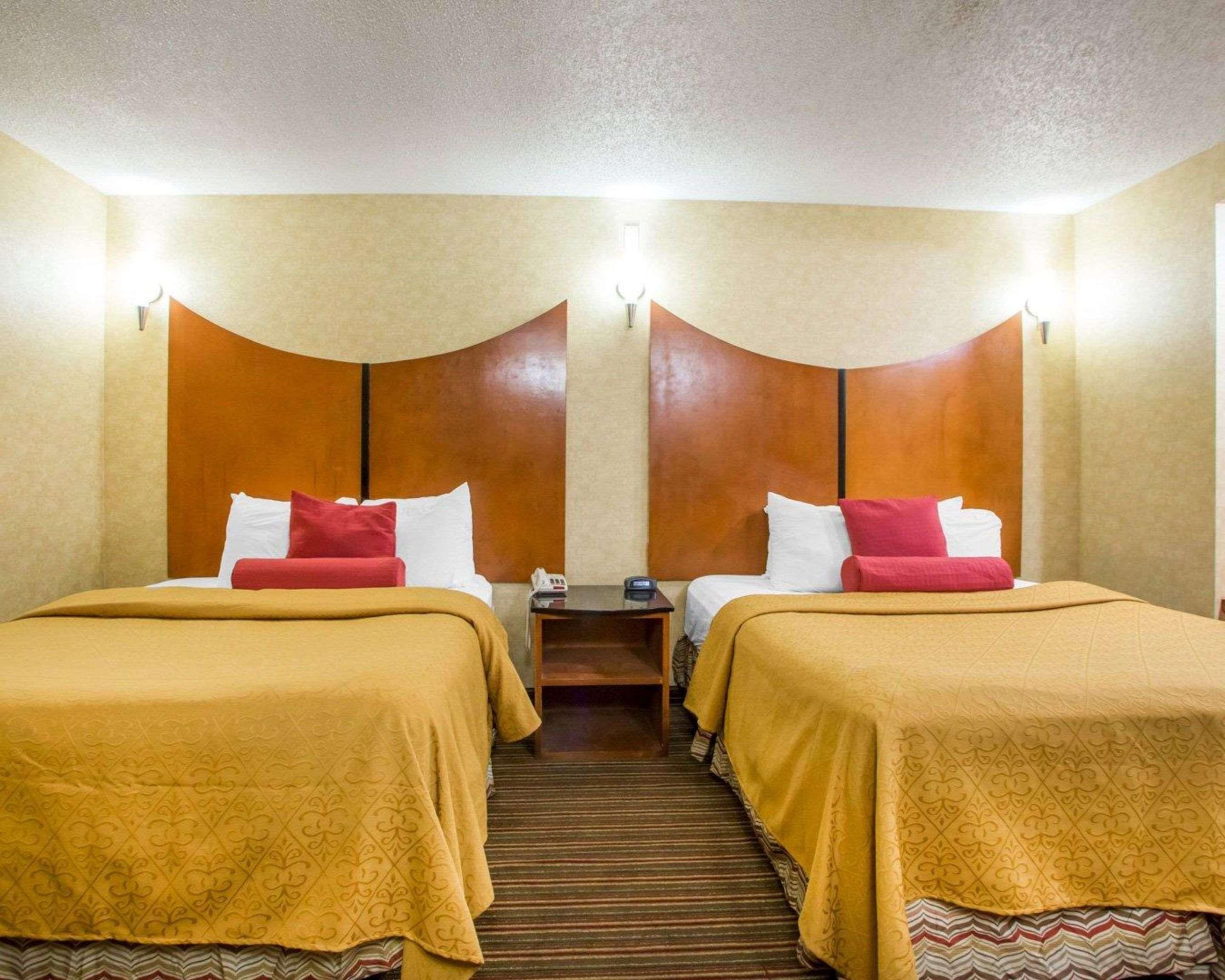 SUITE, 2 QUEEN BEDS